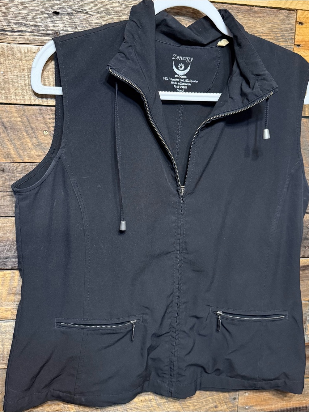 Chicos Zenergy Womens Size (2) Large Black Zip Up Athletic Vest